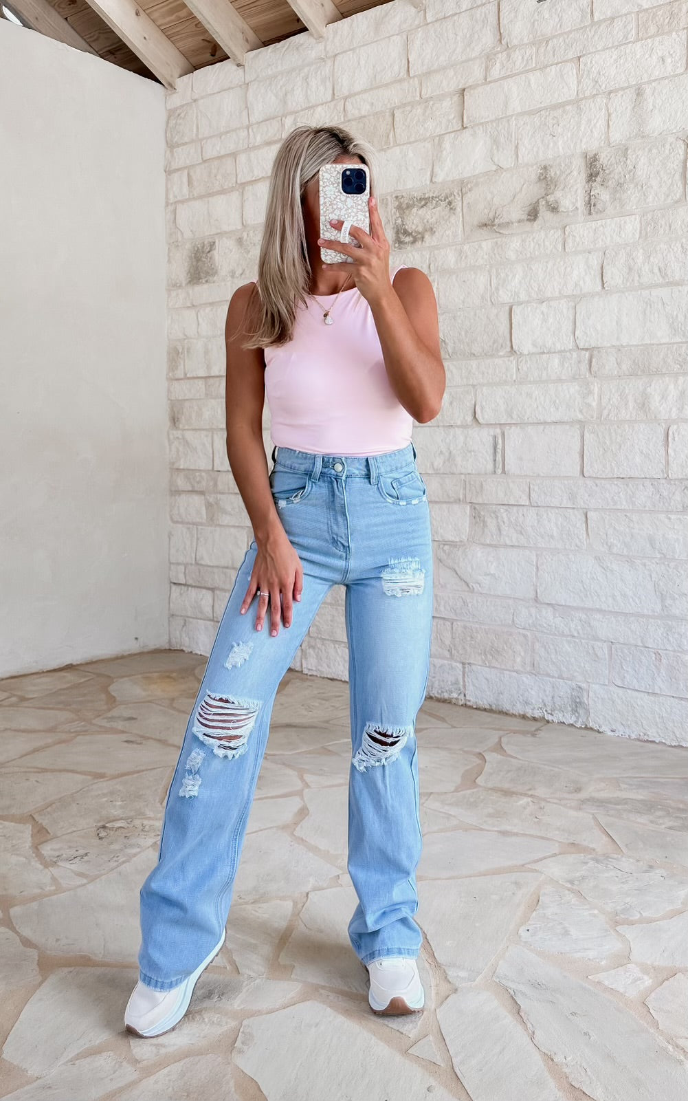 Ripped 90s Boyfriend Jeans (FINAL SALE)