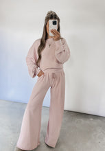Load image into Gallery viewer, Showing Out Wide Leg Sweatpants - Dusty Pink
