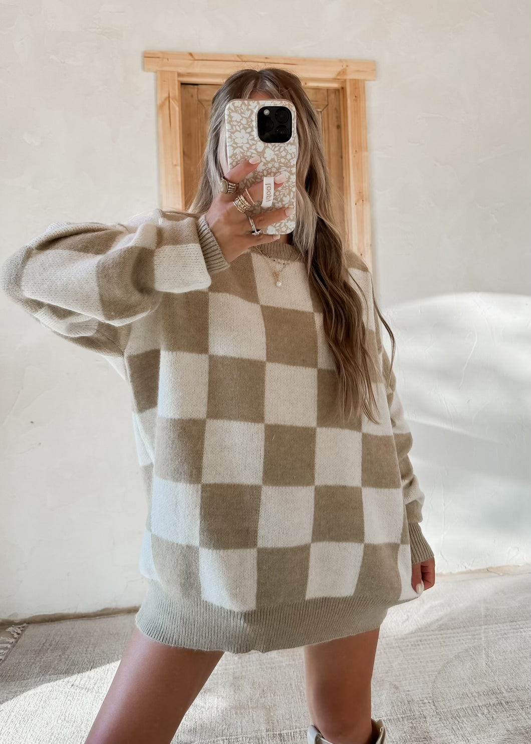 Gracelynn Oversized Checkered Sweater