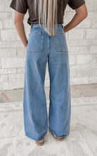 Load image into Gallery viewer, In The Moment Button Denim Jeans