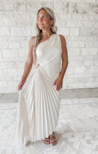 Load image into Gallery viewer, Olympia Pleated Maxi - Pearl