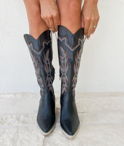 Ainsley Black Cowgirl Boots