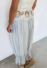 Load image into Gallery viewer, Cottage Garden Crinkled Lace Hem Lightweight Bloomper Pants