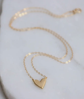 Claire heart necklace