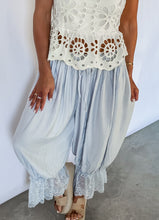 Load image into Gallery viewer, Cottage Garden Crinkled Lace Hem Lightweight Bloomper Pants