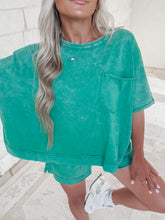 Load image into Gallery viewer, Butter Bliss Acid Washed Exposed Seam Boxy Top &amp; Shorts Set - Kelly Green
