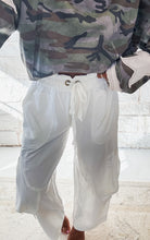 Load image into Gallery viewer, Remi Wide-Leg Cargo Pants with Utility Pockets