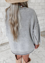 Load image into Gallery viewer, Oakland Washed 3/4 Sleeve Boxy Sweater