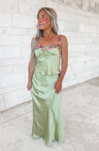 Load image into Gallery viewer, Garden Girl Flower Detailed Skirt Set