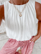 Load image into Gallery viewer, Purposefully Subtle Linen Bubble Top - White