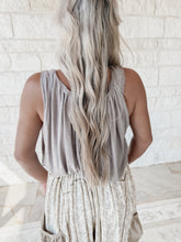 Load image into Gallery viewer, Purposefully Subtle Linen Bubble Top - Stone