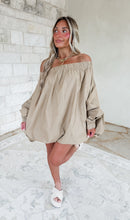 Load image into Gallery viewer, Harvest Hearth Off The Shoulder Bubble Mini