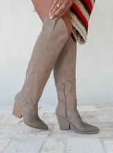 Load image into Gallery viewer, Barcelona Cedarwood Boots