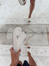 Load image into Gallery viewer, Fresno Natural Platform Sandals