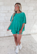 Load image into Gallery viewer, Butter Bliss Acid Washed Exposed Seam Boxy Top &amp; Shorts Set - Kelly Green