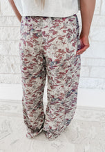 Load image into Gallery viewer, Early Mornings Camo Pants