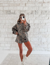 Load image into Gallery viewer, Trendsetter Camo Hoodie