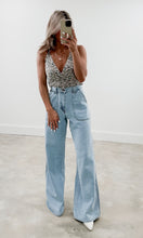 Load image into Gallery viewer, Sabrina High Rise Wide Leg Jeans