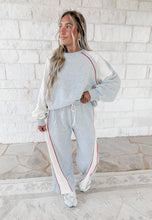 Load image into Gallery viewer, Jana color block pullover (preorder tat 2 weeks)