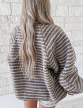 Load image into Gallery viewer, Cozywood Oversized Printed Fleece Jacket