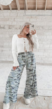 Load image into Gallery viewer, Casual Wanderer Wide Leg Slit Camo Pants