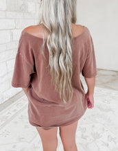 Load image into Gallery viewer, Sadie Boat Neck Short Sleeve Basic Tee - Chestnut