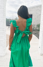 Load image into Gallery viewer, Flattering Feeling Green Maxi