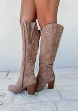 Load image into Gallery viewer, Texas Heat Taupe Western Boots