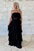 Load image into Gallery viewer, Dreaming Of Summer Tiered Maxi (FINAL SALE)