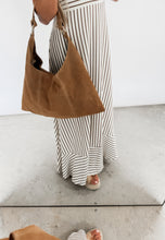 Load image into Gallery viewer, Indie Genuine Leather Hobo Purse