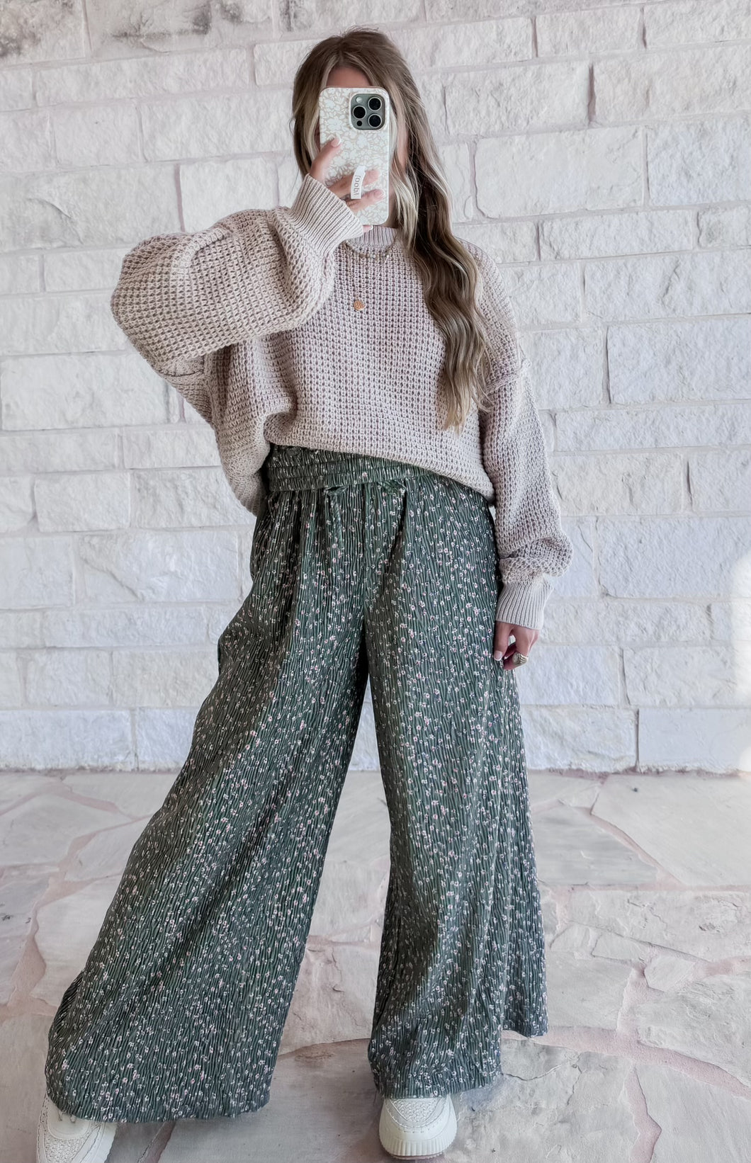 All In Pleated Floral Pants