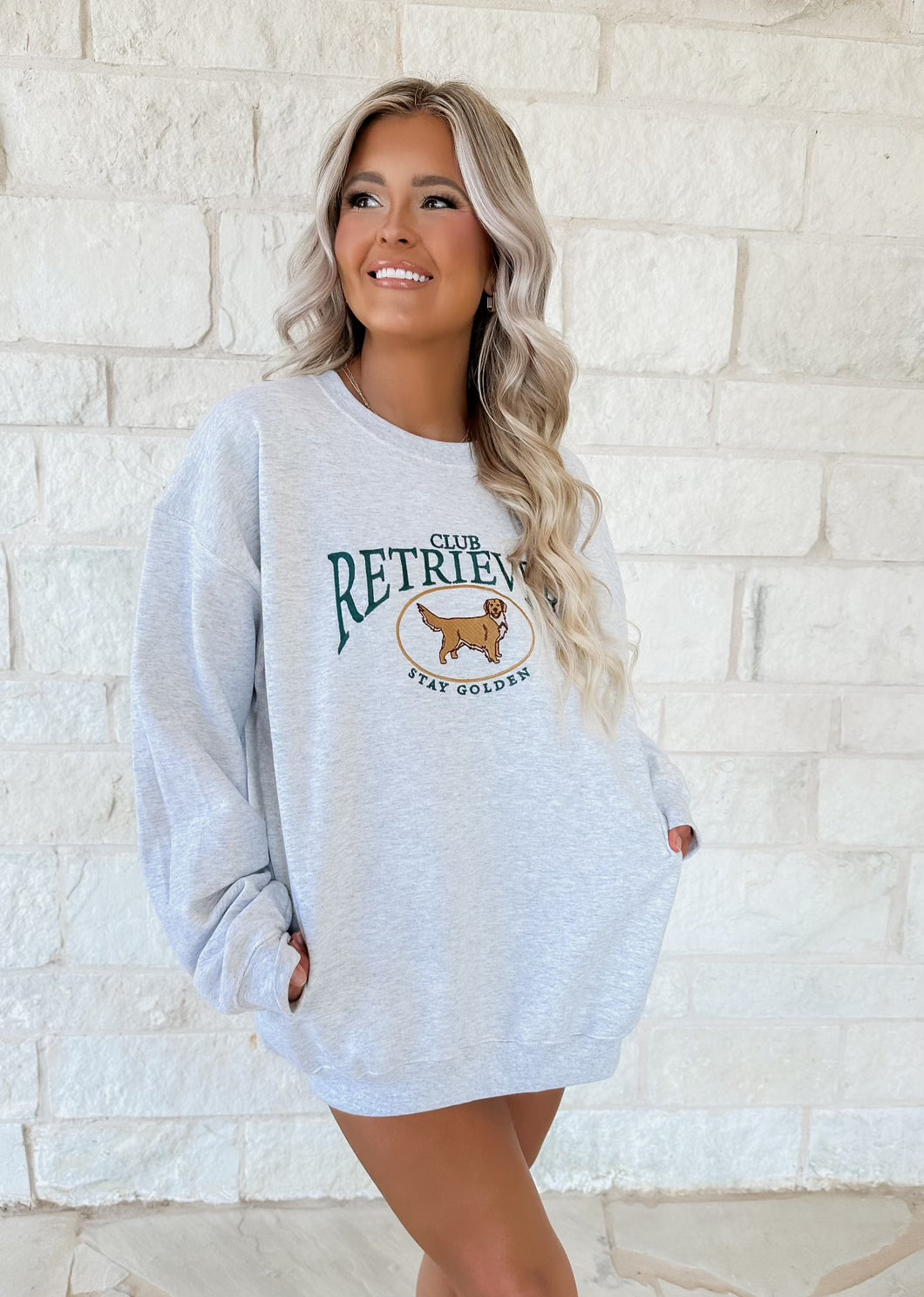 Retriever Embroidered Sweatshirt