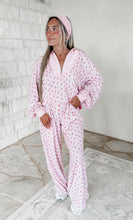 Load image into Gallery viewer, Daisy Daydream Ditsy Floral Thermal Pullover &amp; Pants Set - Pink