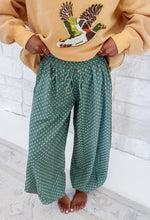Load image into Gallery viewer, Mystic Mirage Printed Joggers - Teal
