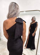 Load image into Gallery viewer, Jess One Shoulder Black Dress