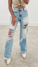 Load image into Gallery viewer, Dangerous View Wide Leg Jeans