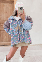 Load image into Gallery viewer, Follow Along Floral Jacket