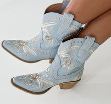 Load image into Gallery viewer, Country Class Blue Western Booties