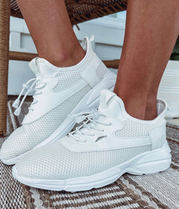 Sydney White Sneakers