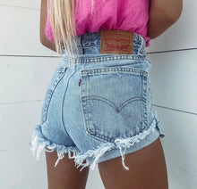 Load image into Gallery viewer, Vintage Distressed Levi Denim Shorts