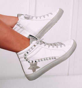 Star Quality Vintage Sneakers