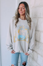 Load image into Gallery viewer, Willie Nelson Sweatshirt